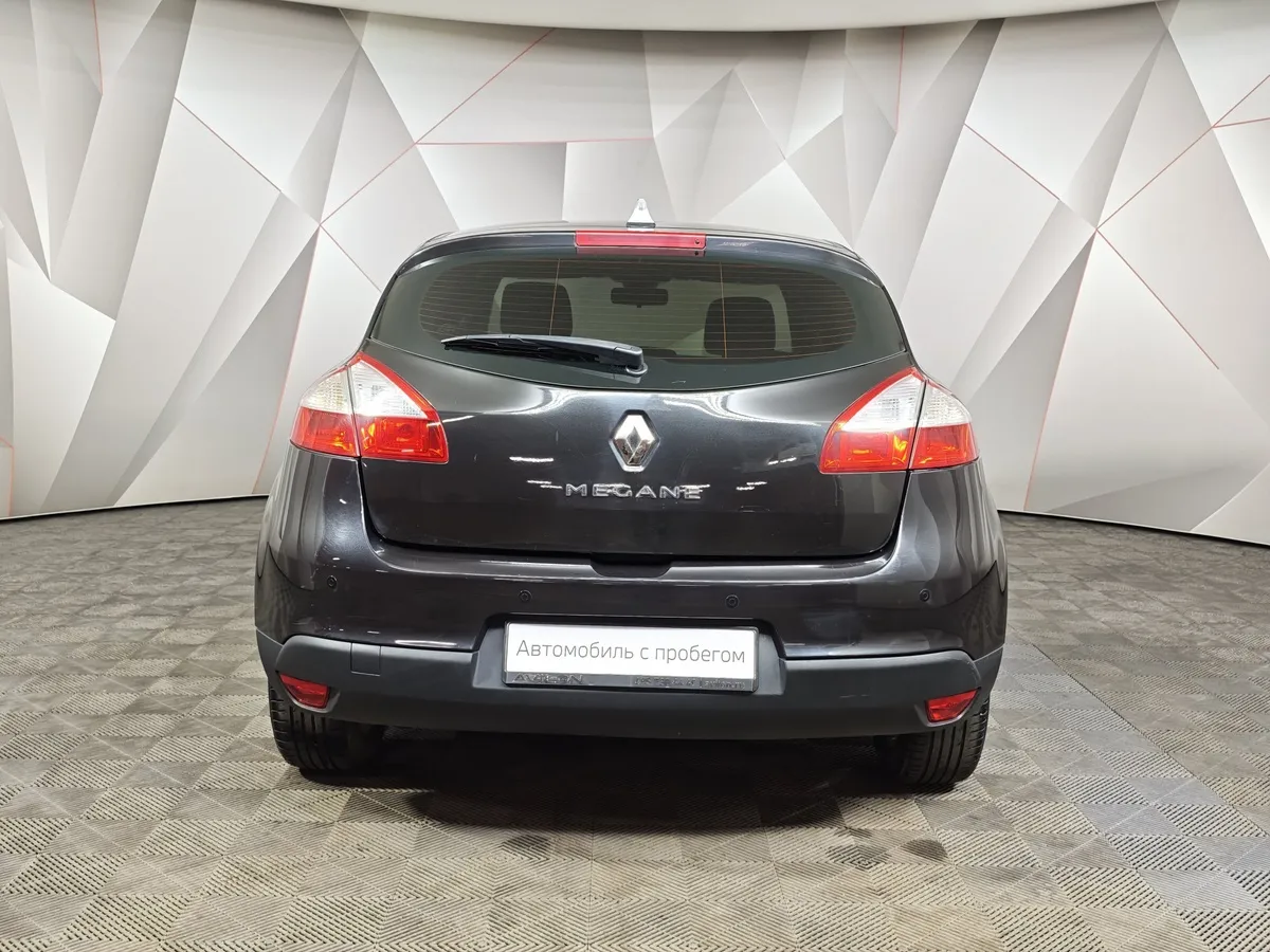 Renault Megane 1.6 MT (106 л.с.) Черный в АВИЛОН. Слайд №8
