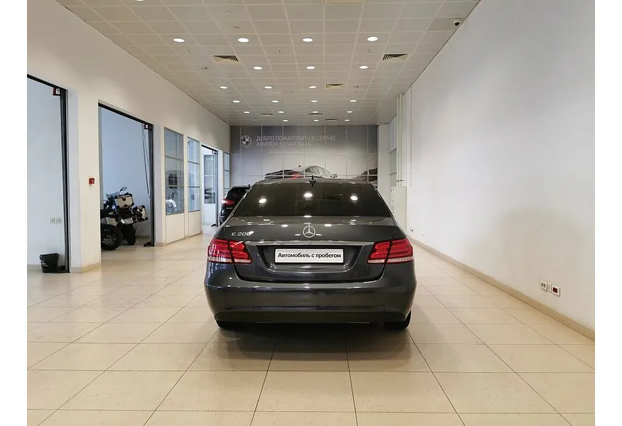 Mercedes-Benz E-Класс E 200 T BlueEfficiency 7G-Tronic Plus (184 л.с.) Серый в АВИЛОН. Слайд №8