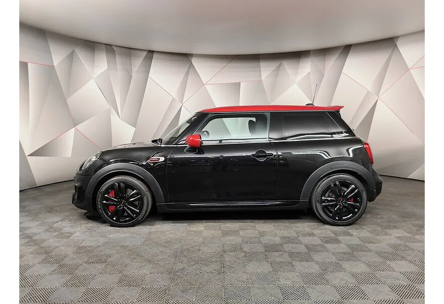 MINI 3 двери JCW 2.0 AT (231 л.с.) Черный в АВИЛОН. Слайд №5