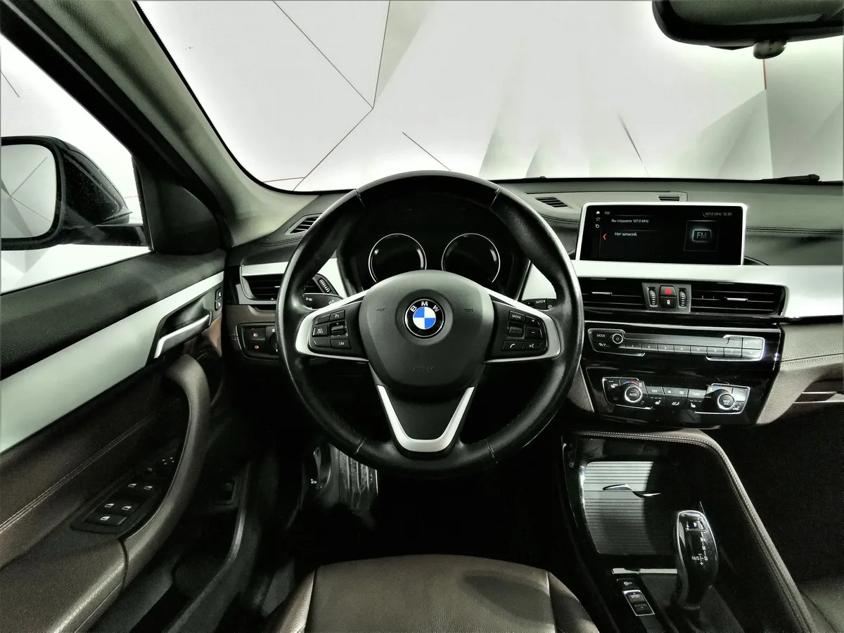BMW X2 18i sDrive AMT (140 л.с.) Advantage Синий в АВИЛОН. Слайд №15