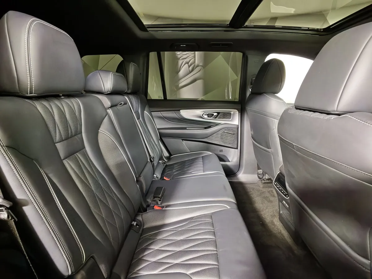 GAC GS8 2.0 AT 4WD (190 л.с.) GL Серый в АВИЛОН. Слайд №16