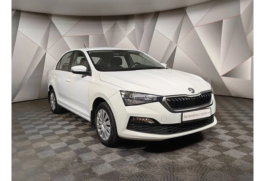 Skoda Rapid 1.4 DSG (125 л.с.) Ambition Белый в АВИЛОН. Слайд №3