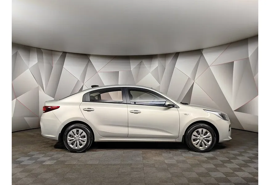 Kia Rio 1.6 AT (123 л.с.) Comfort Бежевый в АВИЛОН. Слайд №6