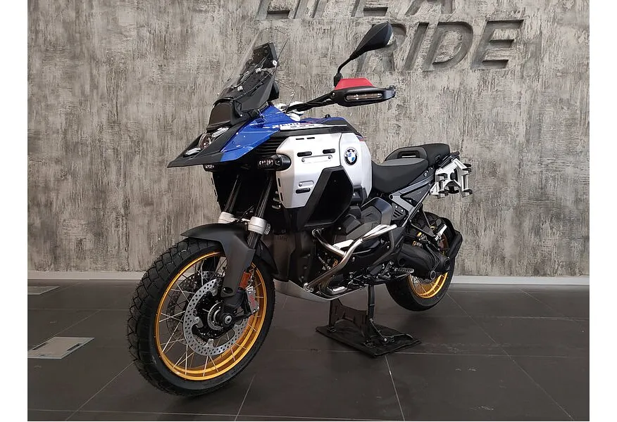 АВИЛОН - BMW Motorrad R 1300 GS Adventure R 1300 GS Adventure 1300 см³ (145) 1300 Синий - slide 0
