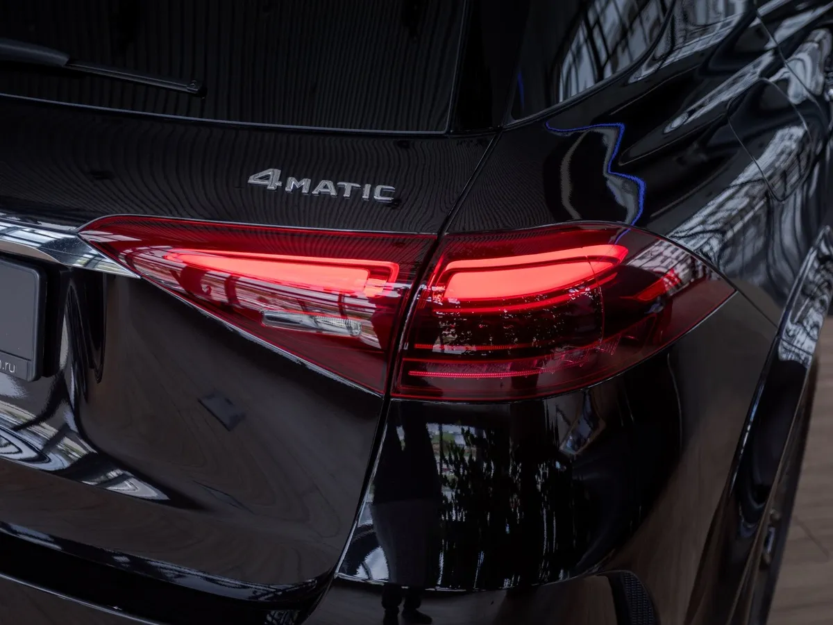 Mercedes-Benz GLE 450d 4MATIC 9G-TRONIC (367 л.с.) Черный в АВИЛОН. Слайд №13