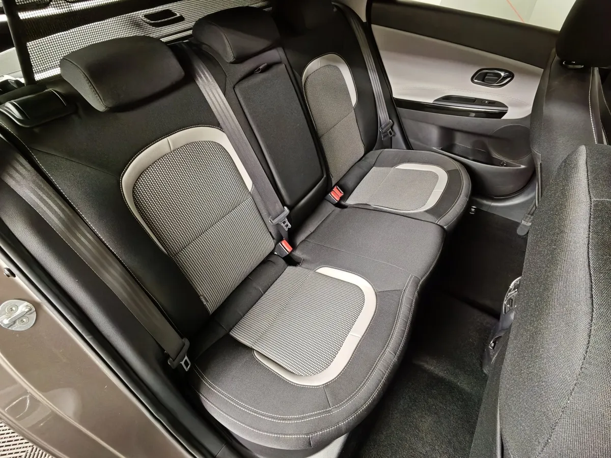 Kia Ceed 1.6 AT (130 л.с.) Classic Коричневый в АВИЛОН. Слайд №16