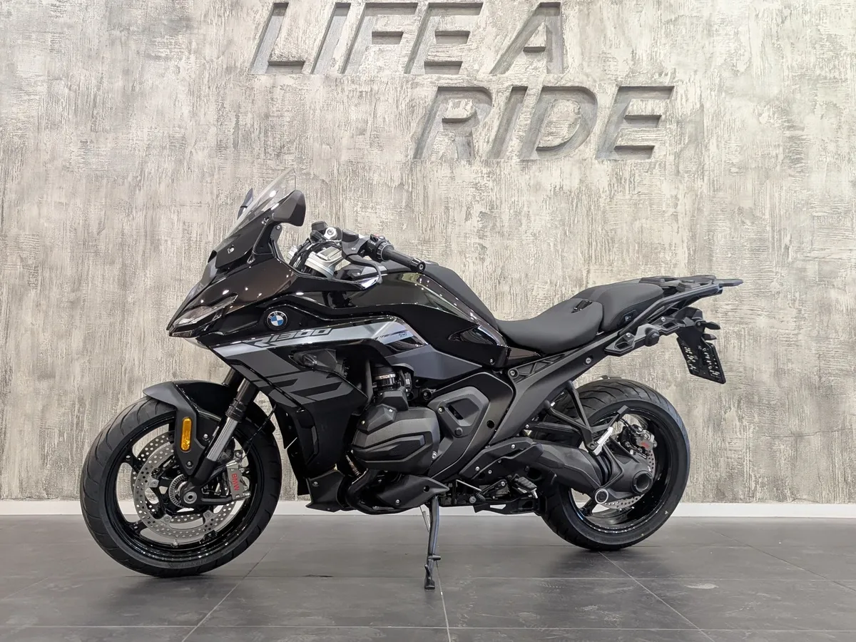 АВИЛОН - BMW Motorrad R 1300 RS 1300 см³ (145 л.с.) (145) 1300 Черный - slide 10089120
