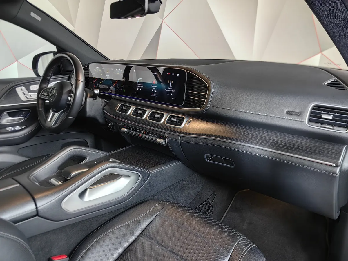 Mercedes-Benz GLE Купе 350 d 4MATIC 9G-TRONIC (249 л.с.) Черный в АВИЛОН. Слайд №13