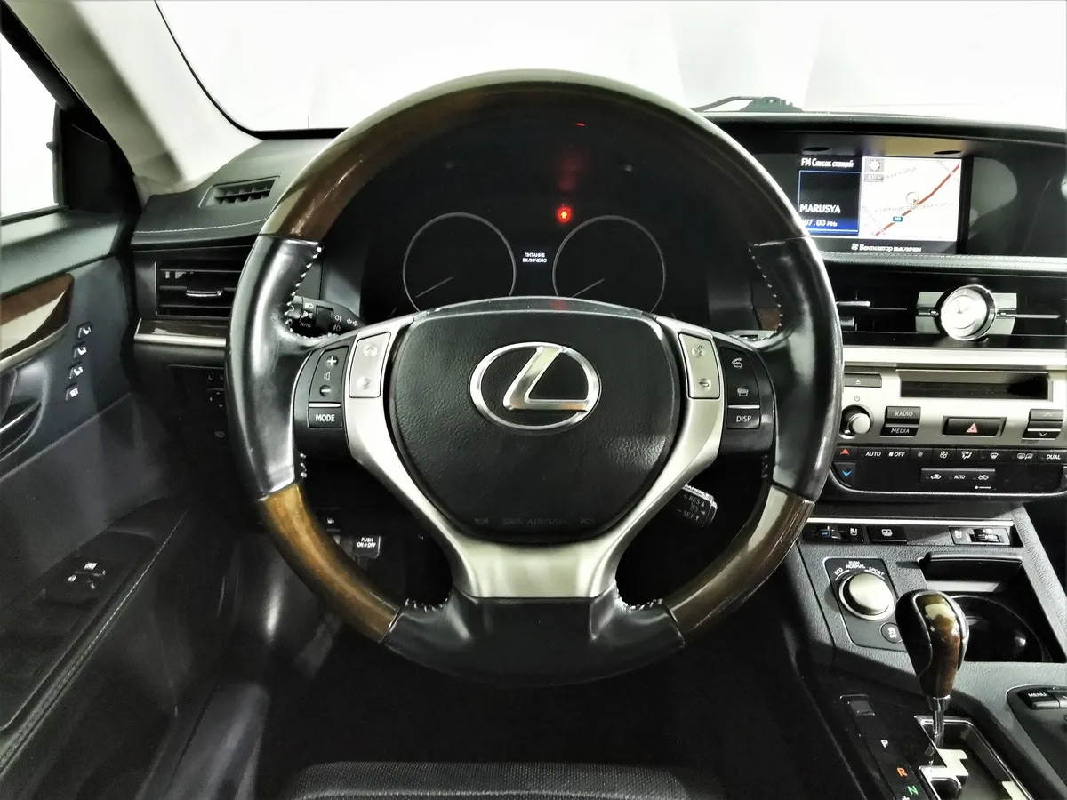 Lexus ES 250 AT (184 л.с.) Comfort Черный в АВИЛОН. Слайд №19
