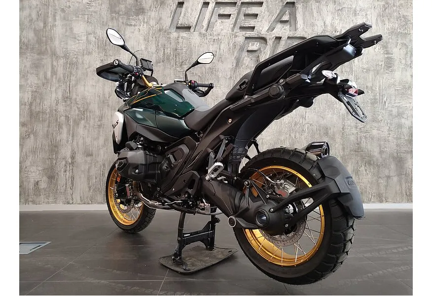 BMW Motorrad R 1300 GS R 1300 GS 1300 см³ (145) 1300 Зеленый в АВИЛОН. Слайд №5