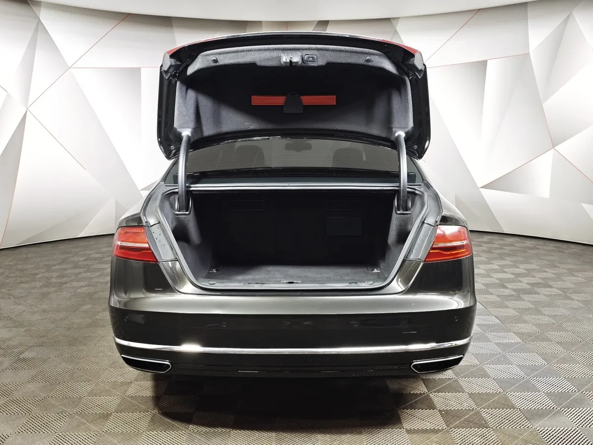 Audi A8 3.0 TFSI L tiptronic quattro (310 л.с.) Черный в АВИЛОН. Слайд №11