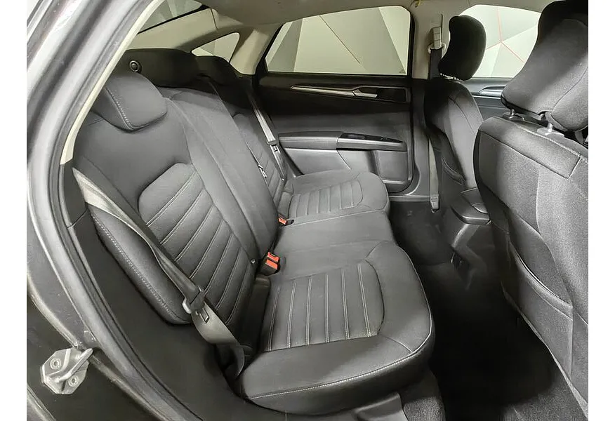 Ford Mondeo 2.5 AT (149 л.с.) Ambiente Серый в АВИЛОН. Слайд №16