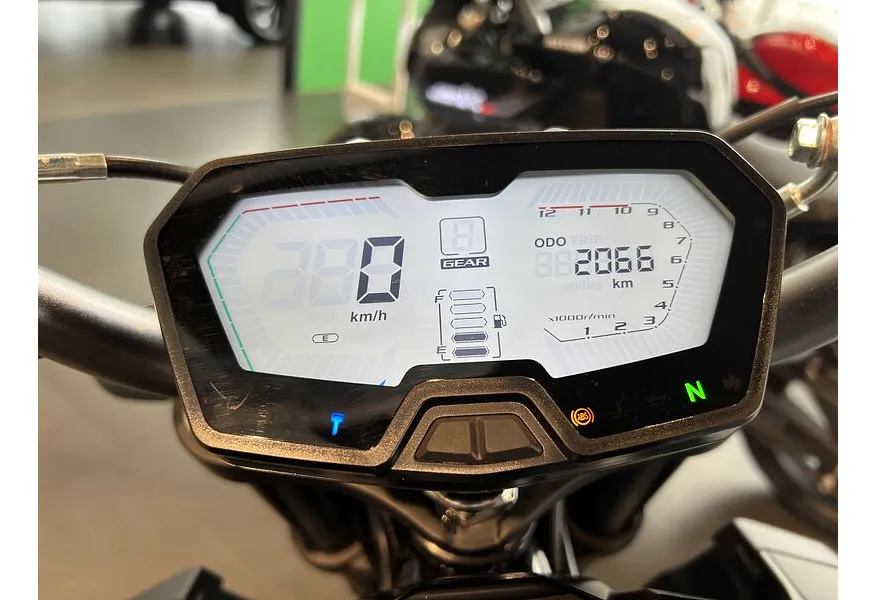 АВИЛОН - Regulmoto Alien Monster 292 см³ (29 л.с.) (29) 292 Черный - slide 9602081