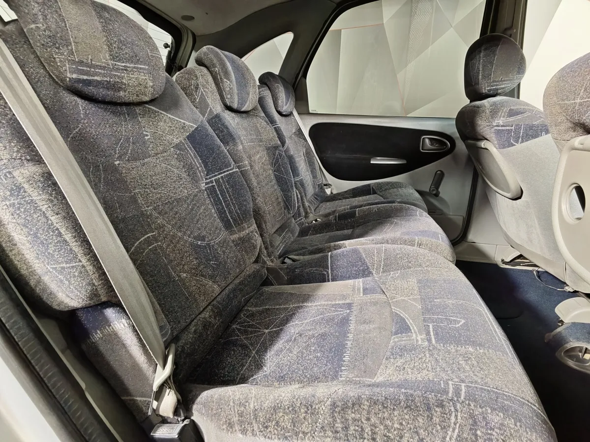 Renault Scenic 1.6 16v MT (107 л.с.) Серый в АВИЛОН. Слайд №14