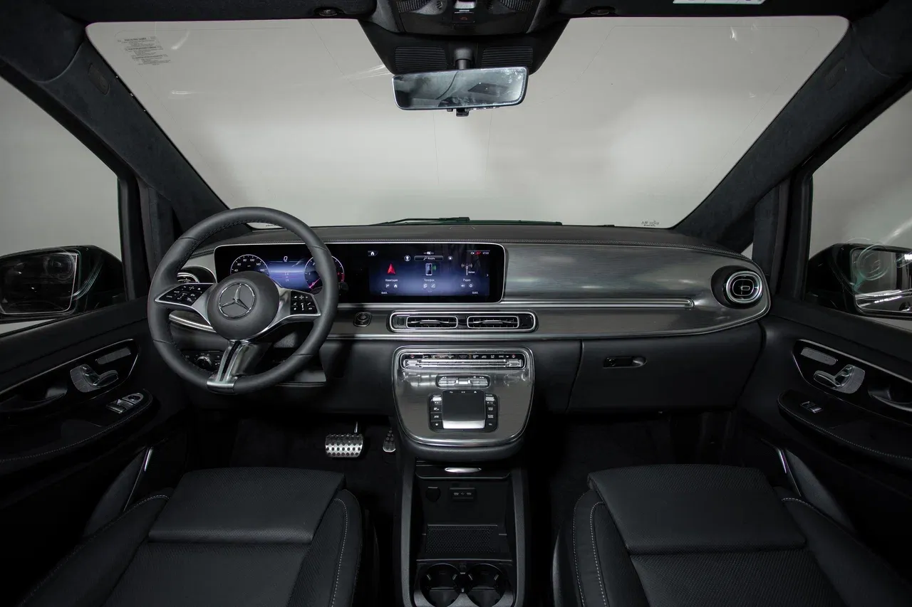 АВИЛОН - Mercedes-Benz V-Класс V 300 d L3 4MATIC 9G-TRONIC (237 л.с.) Exclusive Черный - slide 11