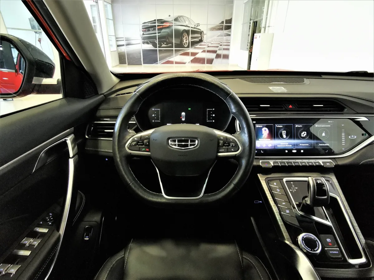 Geely Atlas Pro 1.5T 7DCT AWD (177 л.с.) Flagship Красный в АВИЛОН. Слайд №19