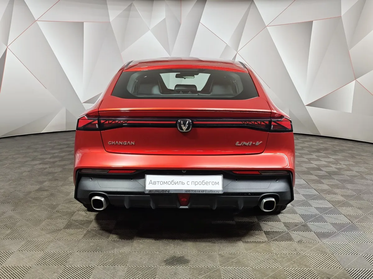 Changan UNI-V 1.5 AMT (181 л.с.) Tech Красный в АВИЛОН. Слайд №8