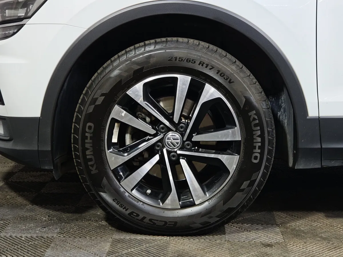 Volkswagen Tiguan 1.4 TSI 4Motion AT (150 л.с.) Respect Plus Белый в АВИЛОН. Слайд №9