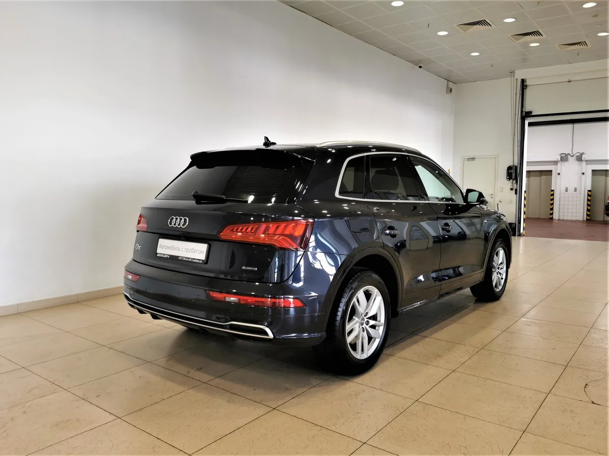 Audi Q5 2.0 TFSI S tronic quattro (249 л.с.) Sport Синий в АВИЛОН. Слайд №2