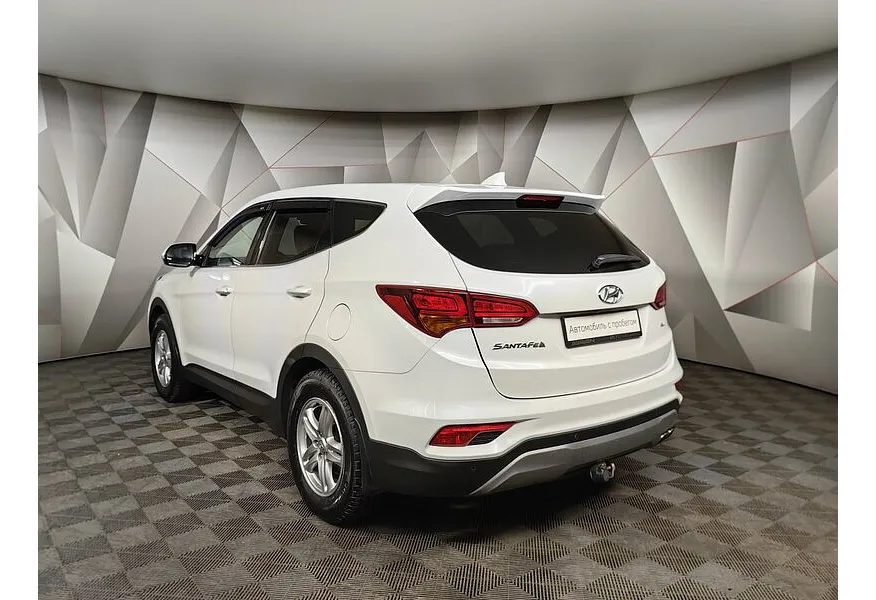 Hyundai Santa Fe 2.4 AT AWD (171 л.с.) Dynamic Белый в АВИЛОН. Слайд №4