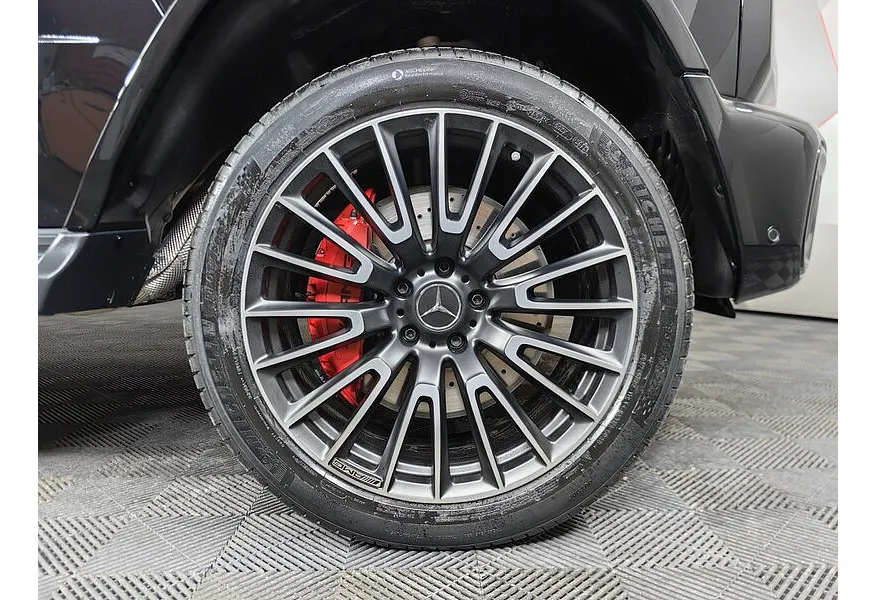 Mercedes-Benz G-Класс G 63 AMG Speedshift 4Matic (585 л.с.) Черный в АВИЛОН. Слайд №9