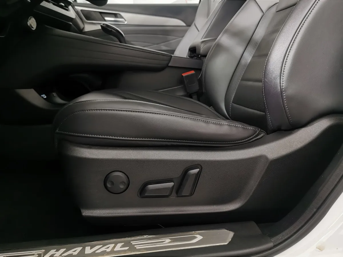 Haval F7x 2.0T AWD 7DCT (190 л.с.) Tech Plus Белый в АВИЛОН. Слайд №20