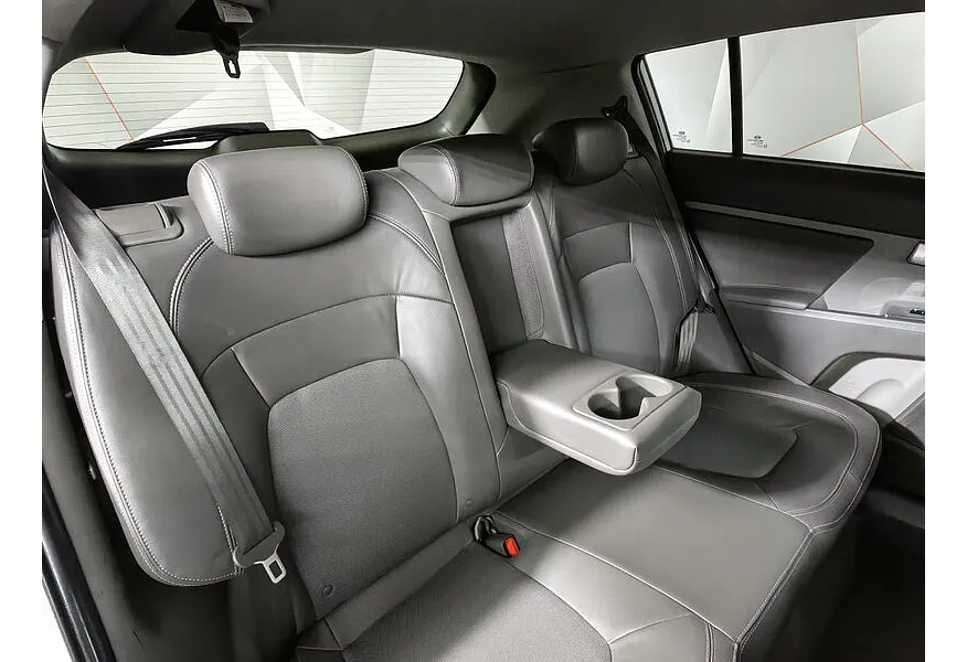 Kia Sportage 2.0 TD AT 4WD (136 л.с.) Бежевый в АВИЛОН. Слайд №17