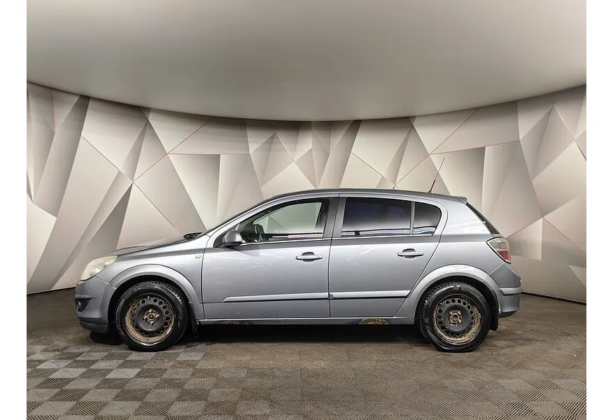 LIVE. Слайд №3