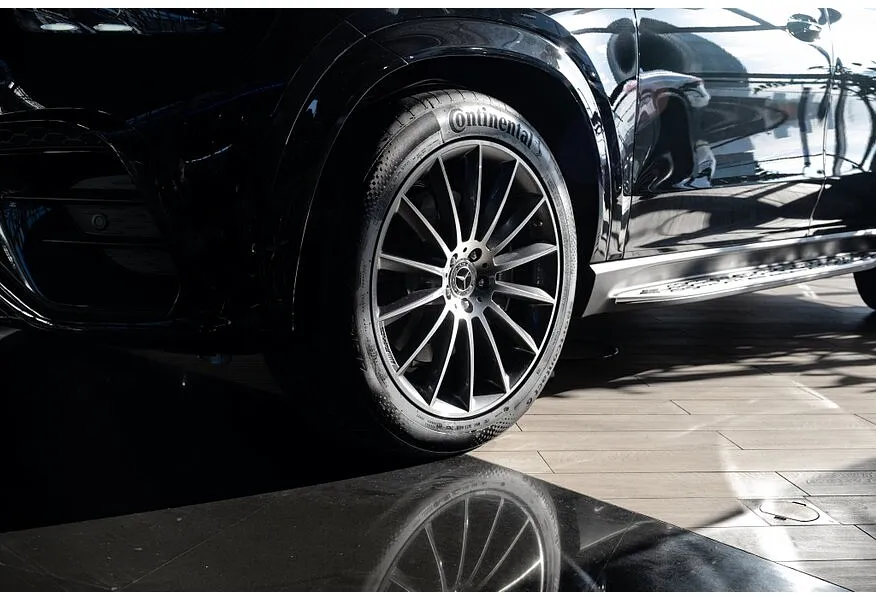 Mercedes-Benz GLE 300d 4MATIC 9G-TRONIC (269 л.с.) Черный в АВИЛОН. Слайд №16