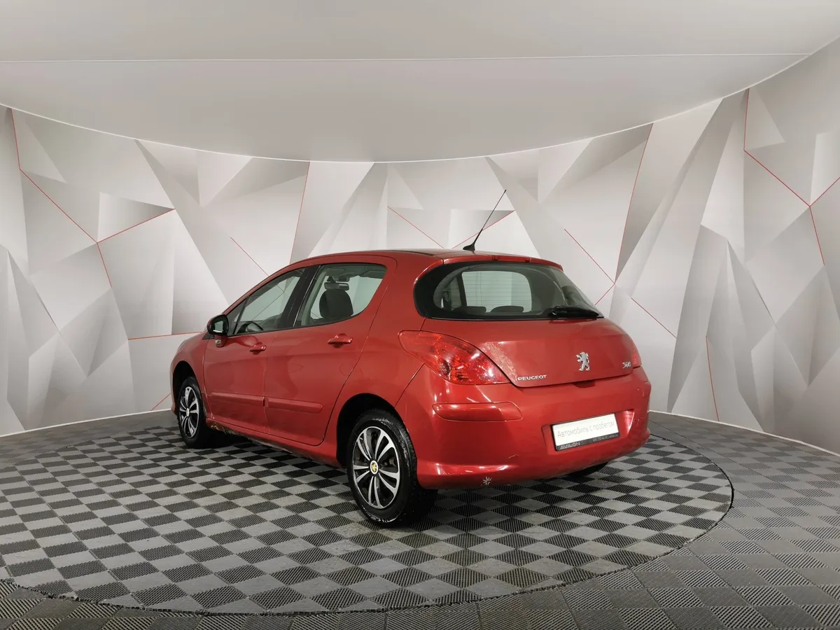 Peugeot 308 1.6 VTi AT (120 л.с.) Красный в АВИЛОН. Слайд №4