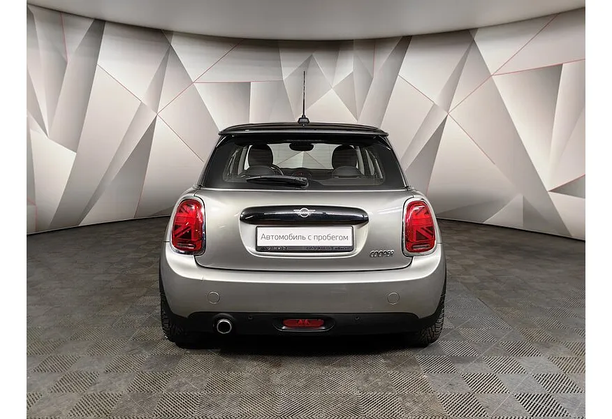 MINI Cooper 1.5 AMT (136 л.с.) Серебристый в АВИЛОН. Слайд №4