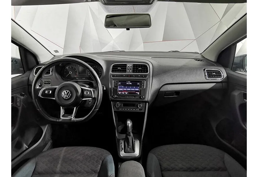 Volkswagen Polo 1.6 MPI AT (110 л.с.) Highline Синий в АВИЛОН. Слайд №13