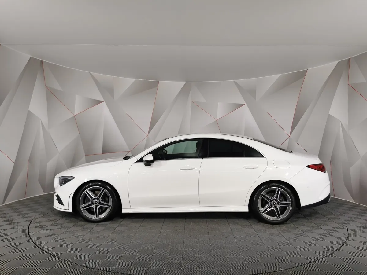 Mercedes-Benz CLA 200 7G-DCT (150 л.с.) Sport Белый в АВИЛОН. Слайд №5