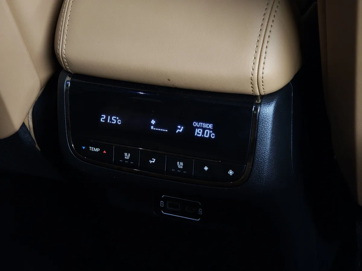 GAC GS8 2.0T 4WD (231 л.с.) GX Premium Черный в АВИЛОН. Слайд №27