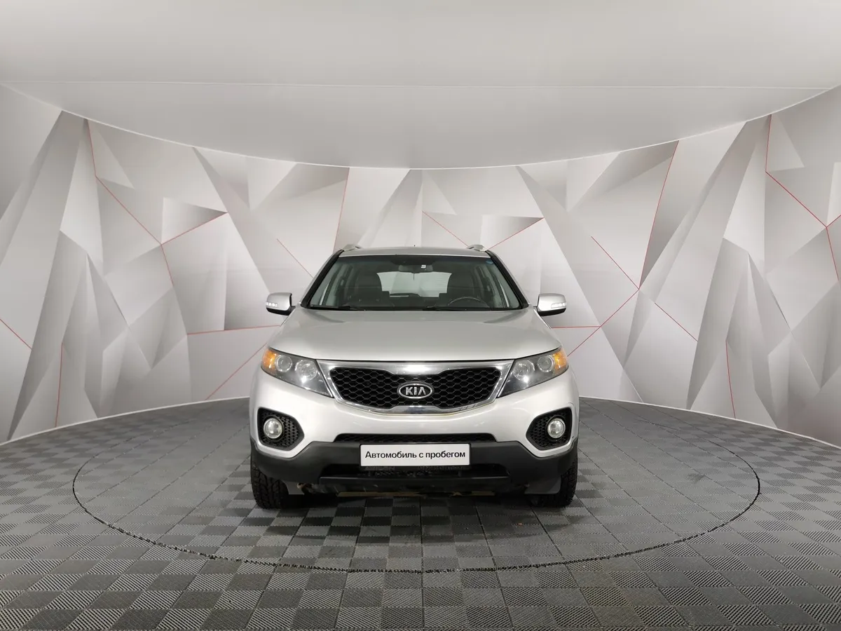 Kia Sorento 2.4 AT 4WD (175 л.с.) Comfort Серебристый в АВИЛОН. Слайд №7