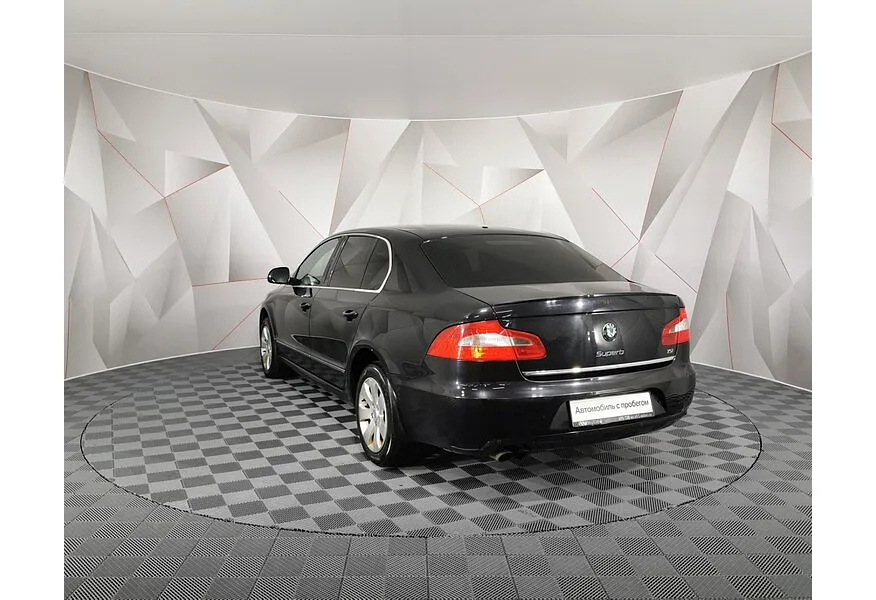 АВИЛОН - Skoda Superb 1.8 TSI AT (152 л.с.) Черный - slide 6