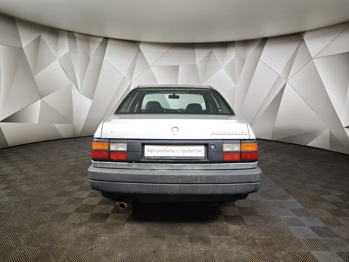 Volkswagen Passat 1.8 MT (90 л.с.) Белый в АВИЛОН. Слайд №8