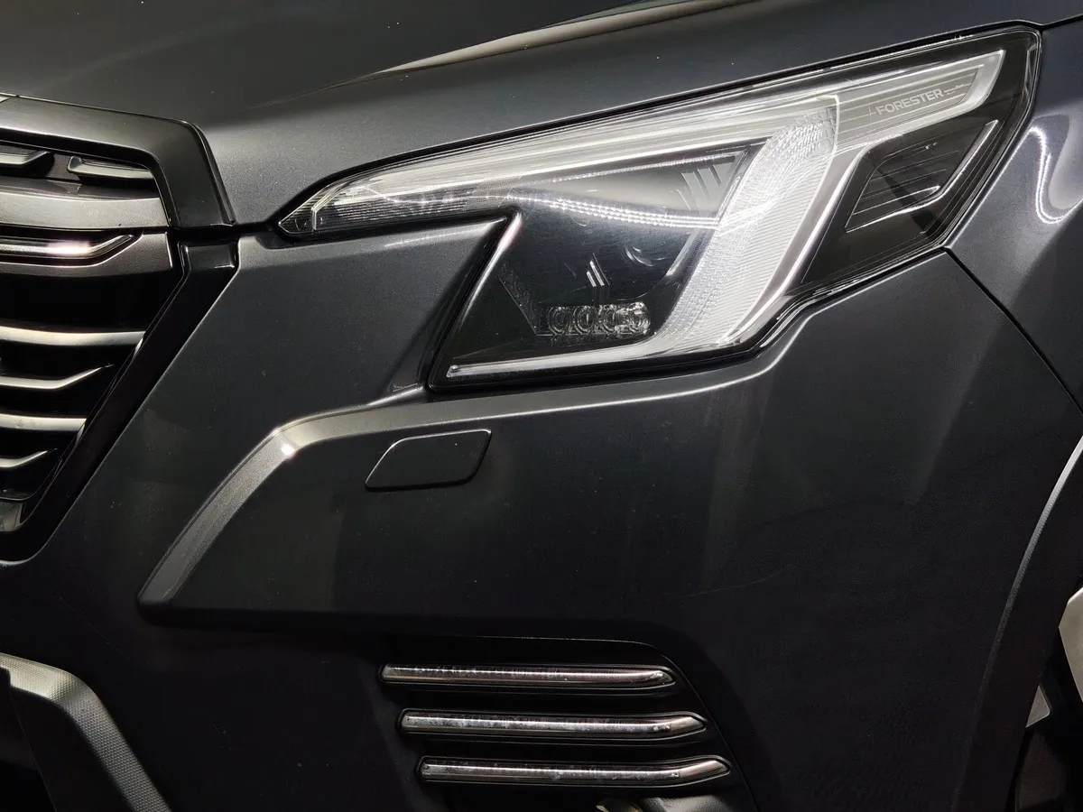 Subaru Forester 2.5 CTV AWD (185 л.с.) Sport Серый в АВИЛОН. Слайд №10