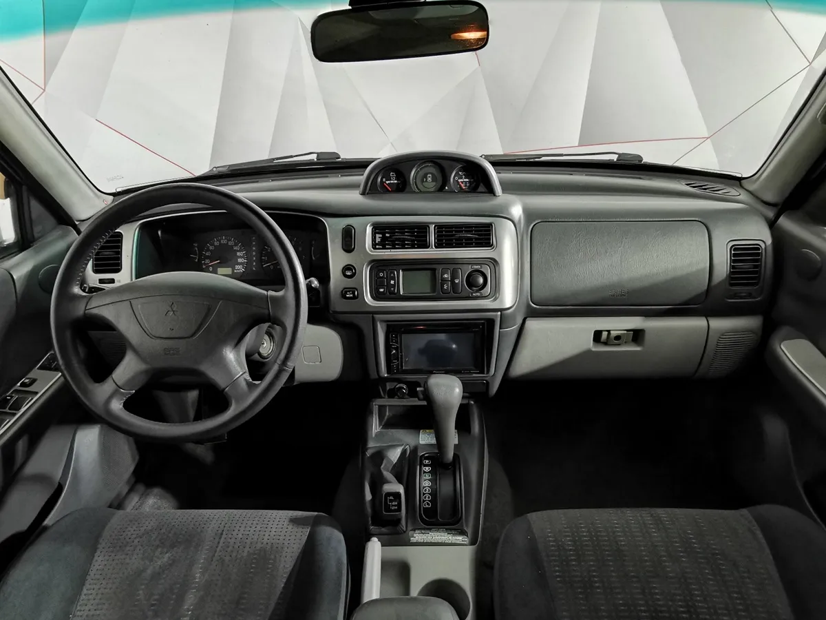 Mitsubishi Pajero Sport 3.0 AT (170 л.с.) Бежевый в АВИЛОН. Слайд №13