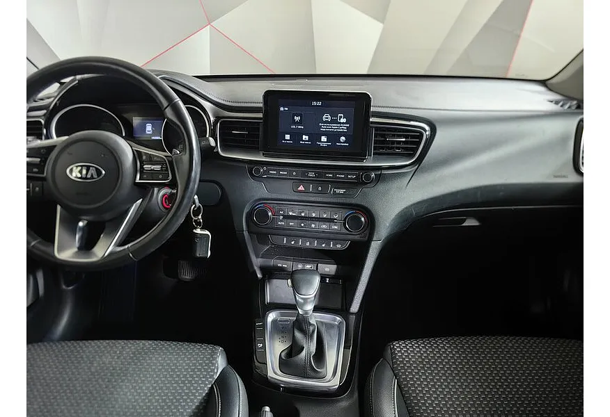 Kia Ceed 1.6 AT (129 л.с.) Classic Черный в АВИЛОН. Слайд №13