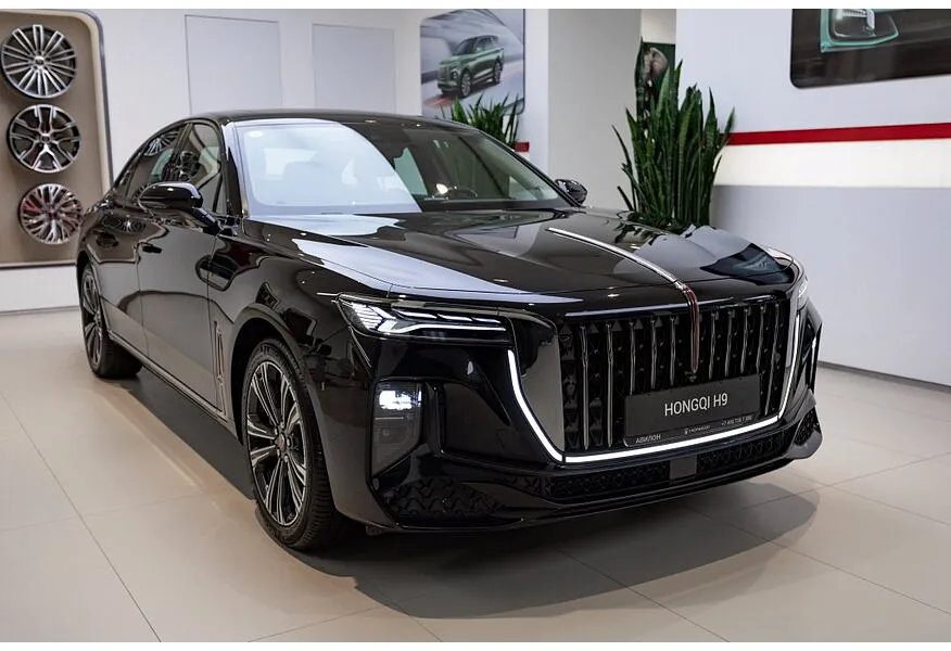 Hongqi H9 3.0 AT 4WD (326 л.с.) Executive Черный в АВИЛОН. Слайд №2