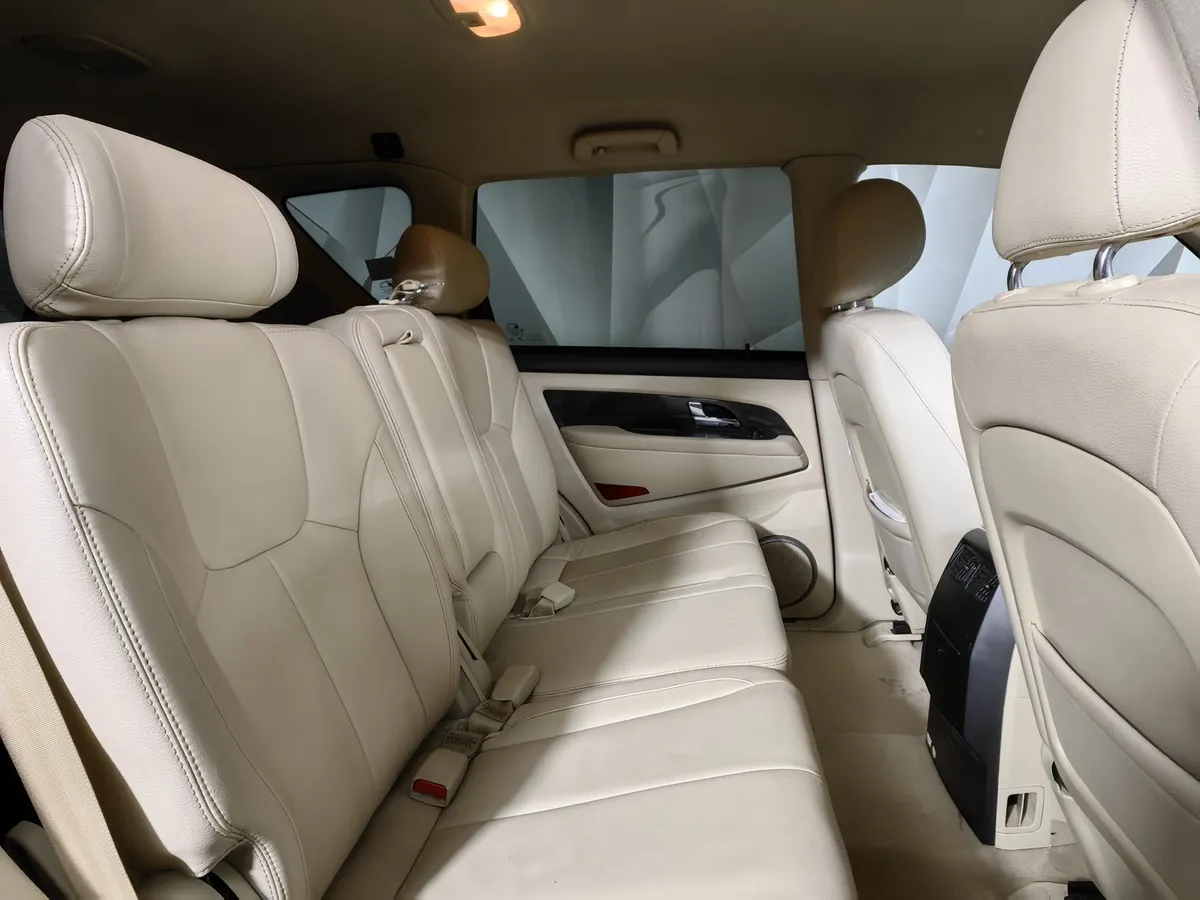 SsangYong Rexton 2.7 Xdi T-Tronic 4WD (165 л.с.) Черный в АВИЛОН. Слайд №15