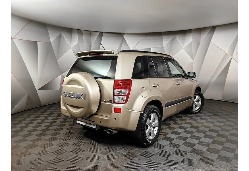 Suzuki Grand Vitara 2.4 MT AWD (169 л.с.) Бежевый в АВИЛОН. Слайд №7