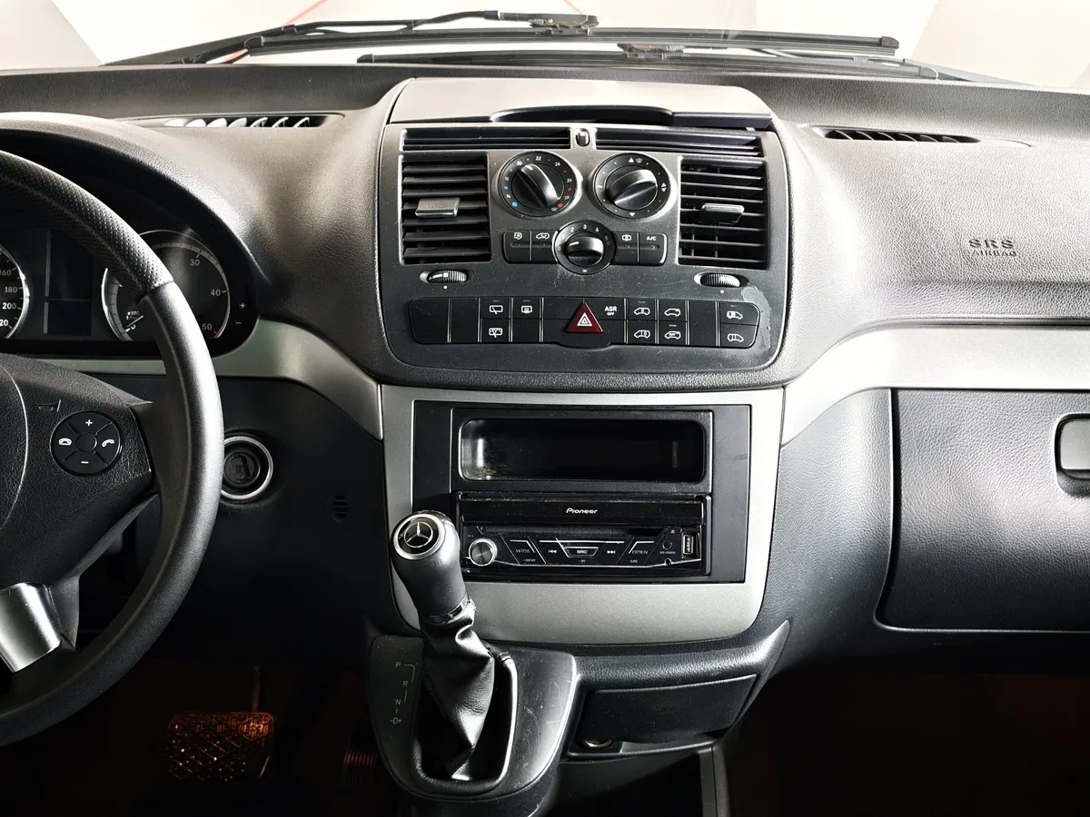 Mercedes-Benz Viano 2.2 CDi TouchShift 4MATIC удлиненный (163 л.с.) Черный в АВИЛОН. Слайд №14