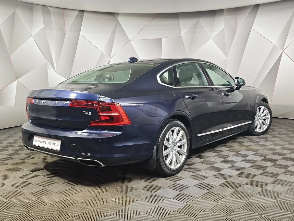 Volvo S90 2.0 T4 Drive-E AT (190 л.с.) Inscription Синий в АВИЛОН. Слайд №2