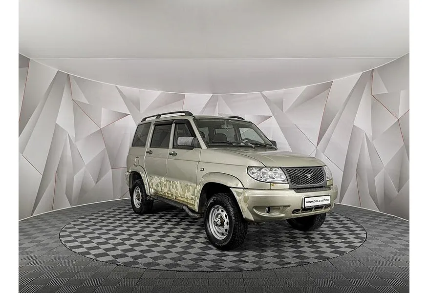 УАЗ Patriot 2.7 MT 4WD (128 л.с.) Желтый в АВИЛОН. Слайд №3