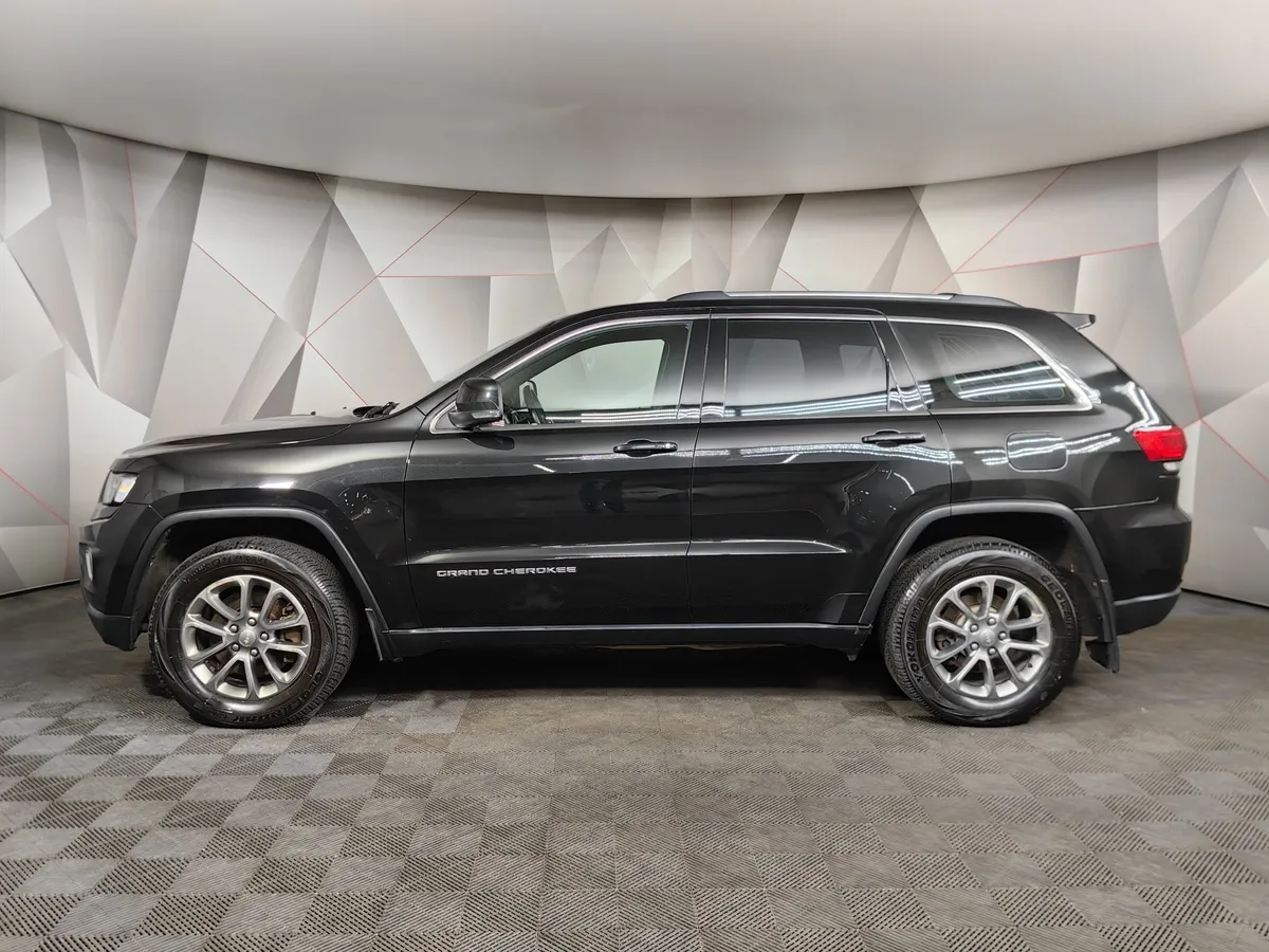Jeep Grand Cherokee 3.0 TD AT (241 л.с.) Черный в АВИЛОН. Слайд №5