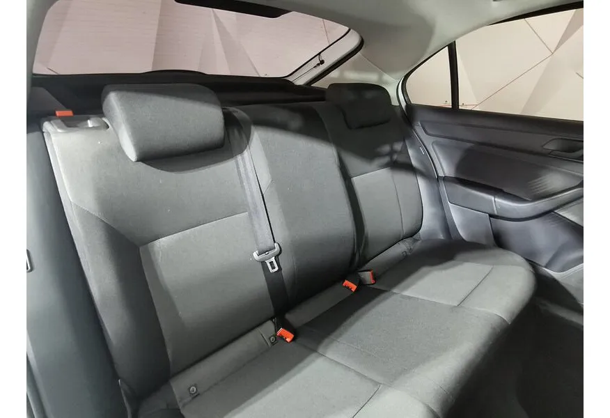 АВИЛОН - Skoda Rapid 1.6 MT (110 л.с.) Белый - slide 9