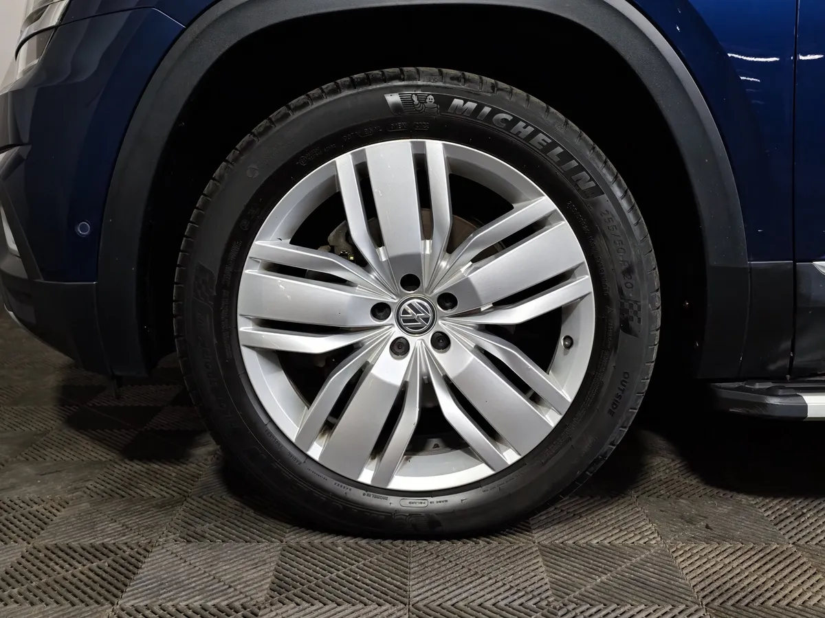 Volkswagen Teramont 3.6 V6 AT 4Motion (280 л.с.) Exclusive Синий в АВИЛОН. Слайд №9