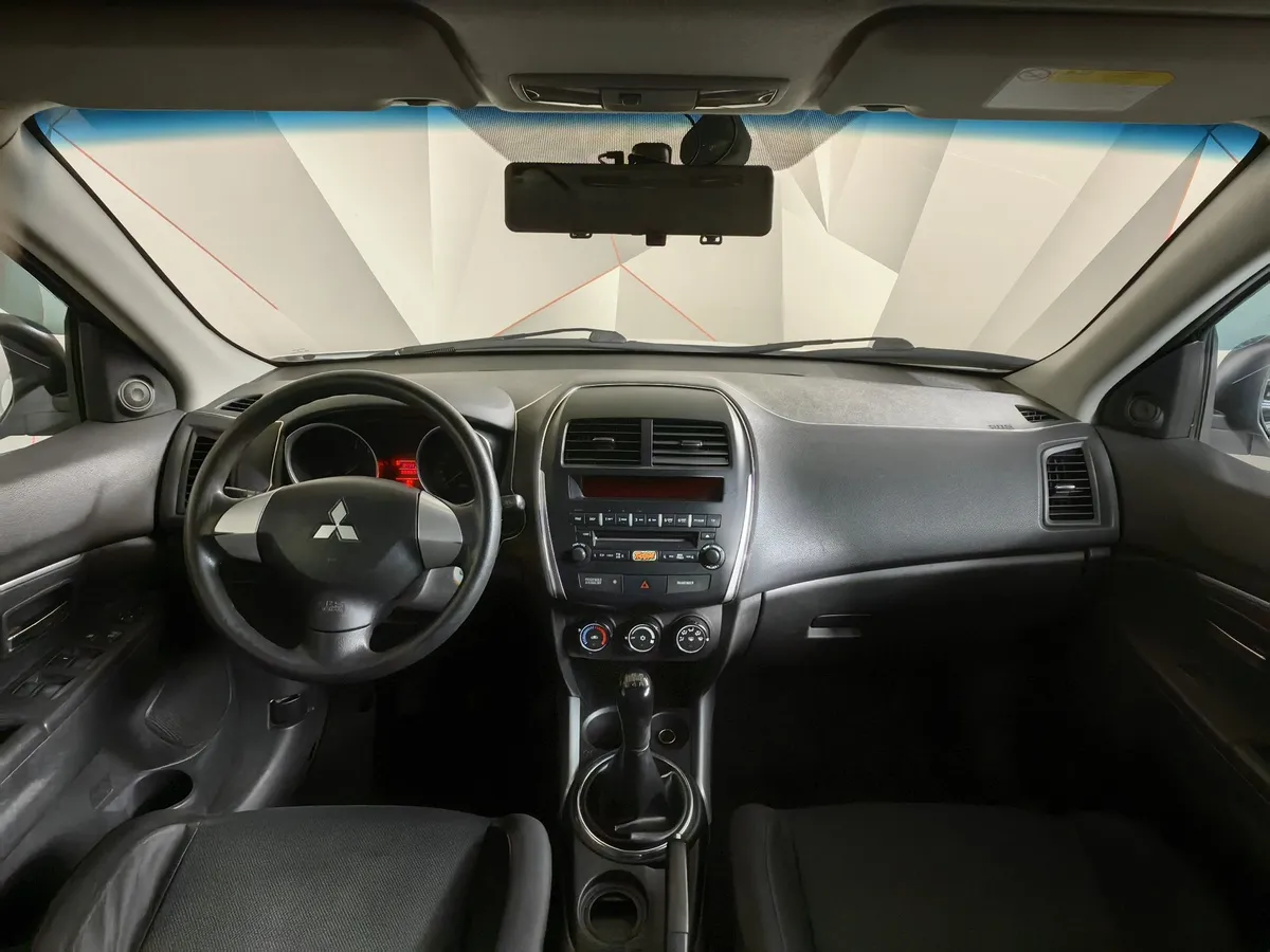 Mitsubishi ASX 1.6 MT 2WD (117 л.с.) Белый в АВИЛОН. Слайд №12